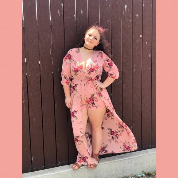 Meet your Posher, Halie - Picture 1 of 1